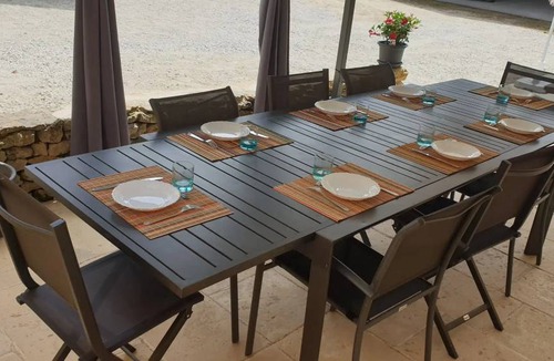 Plazac House | 120 m² House ∙ 2 bedrooms ∙ 5 guests