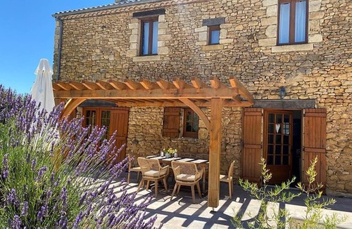 Cales House | 120 m² House ∙ 3 bedrooms ∙ 6 guests