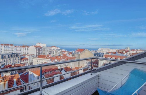 Biarritz City Centre Apartment | 122 m² Apartment ∙ 3 bedrooms ∙ 6 guests
