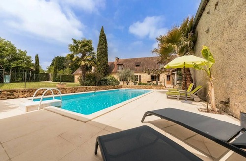 Saint-Pompont House | 125 m² House ∙ 5 bedrooms ∙ 10 guests