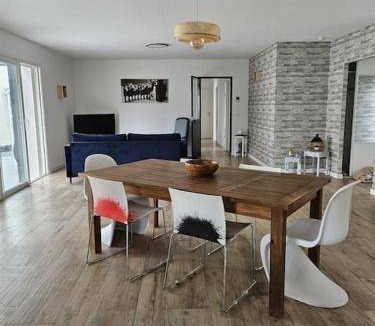 Esnandes Villa | 125 m² Villa ∙ 3 bedrooms ∙ 8 guests
