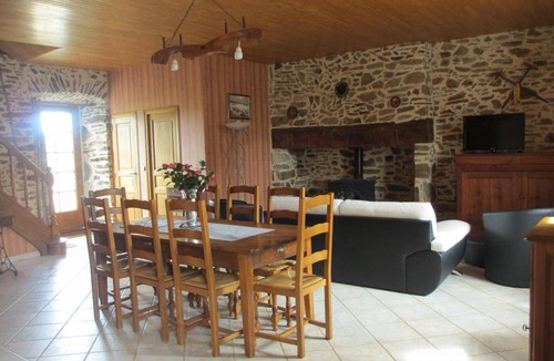 Beyssenac House | 126 m² Gîte ∙ 4 bedrooms ∙ 8 guests