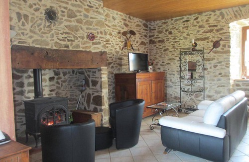 Beyssenac House | 126 m² Gîte ∙ 4 bedrooms ∙ 8 guests