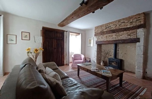 Saint-Leon-sur-l'Isle House | 130 m² House ∙ 3 bedrooms ∙ 4 guests
