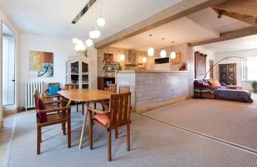 La Rochelle City Centre Apartment | 130 m² Apartment ∙ 3 bedrooms ∙ 8 guests