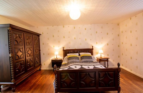 Montignac House | 130 m² Gîte ∙ 4 bedrooms ∙ 7 guests