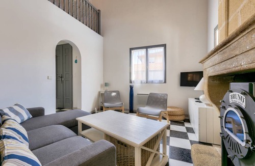 Ares House | 130 m² House ∙ 5 bedrooms ∙ 10 guests