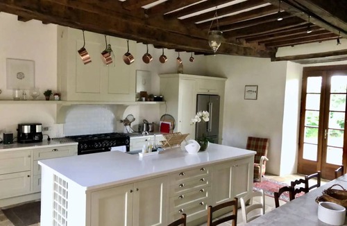 La Chapelle Montbrandeix House | 140 m² House ∙ 9 bedrooms ∙ 18 guests