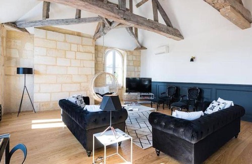 Libourne Apartment | 140 m² Apartment ∙ 3 bedrooms ∙ 8 guests