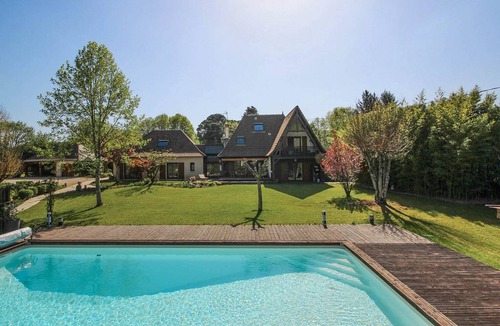 Varetz House | 140 m² Gîte ∙ 3 bedrooms ∙ 5 guests