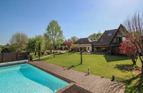 Varetz House | 140 m² Gîte ∙ 3 bedrooms ∙ 5 guests