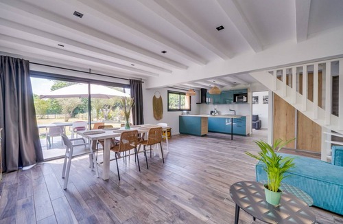 Bouliac Villa | 140 m² Villa ∙ 3 bedrooms ∙ 6 guests