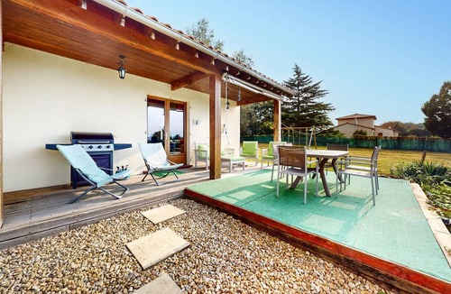 Saint-Saud-Lacoussiere House | 146 m² House ∙ 3 bedrooms ∙ 7 guests