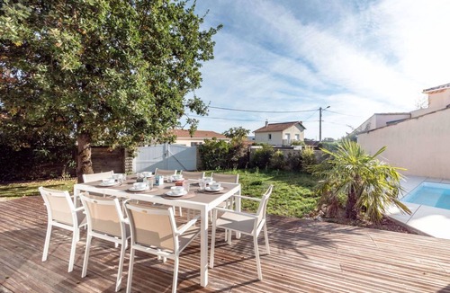 Saint-Palais-sur-Mer Villa | 146 m² Villa ∙ 5 bedrooms ∙ 11 guests