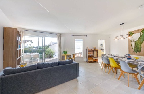 Saint-Palais-sur-Mer Villa | 146 m² Villa ∙ 1 bedroom ∙ 11 guests