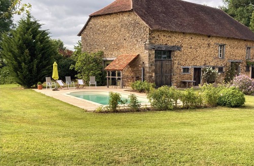 Saint-Meard House | -15% DISCOUNT ON PRICE UNTIL LAST OF APRIL- BOOKING ON LINE CONTACT ME BEFORE