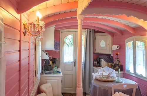 Bussac-Foret House | 15 m² House ∙ 1 bedroom ∙ 2 guests