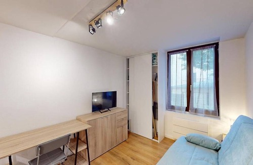 Limoges House | 15 m² House ∙ 1 guest