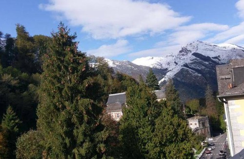 Eaux-Bonnes Apartment | 150 m² Apartment ∙ 3 bedrooms ∙ 10 guests
