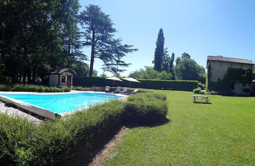 Montignac-de-Lauzun House | 150 m² House ∙ 3 bedrooms ∙ 7 guests