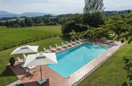 Gattaia Villa | 1500 m² Villa ∙ 10 bedrooms ∙ 30 guests