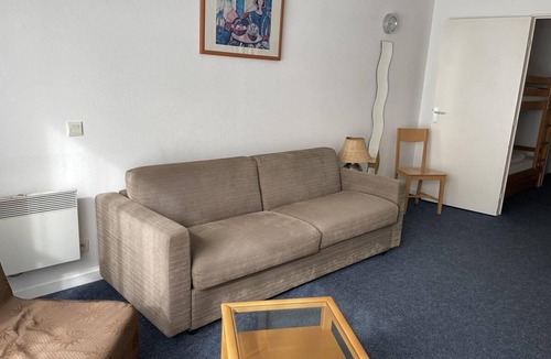 Eaux-Bonnes Apartment | 150m from ski slopes, 1st floor, view ski slopes, fitness, swimming pool, sauna, tv, ski locker