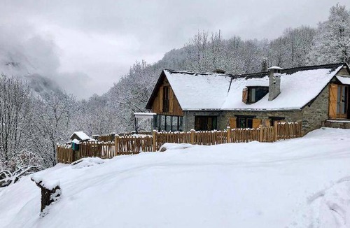 Louvie-Soubiron Cabin | 155 m² Lodge ∙ 4 bedrooms ∙ 10 guests
