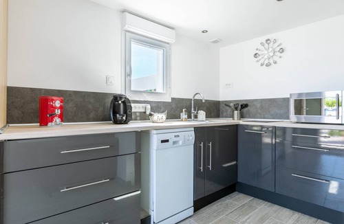 Saint-Xandre Apartment | 16 m² Apartment ∙ 1 bedroom ∙ 2 guests