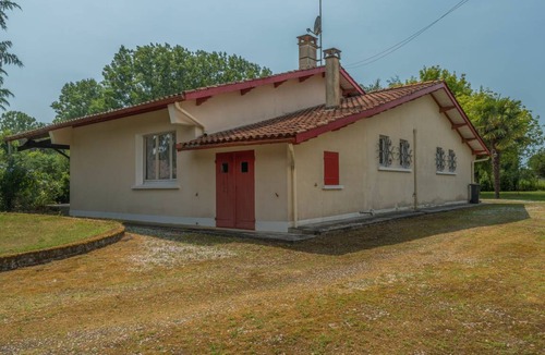 Saint-Vivien-de-Medoc House | 160 m² House ∙ 3 bedrooms ∙ 9 guests
