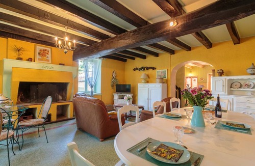 Bourg-Archambault House | 160 m² House ∙ 4 bedrooms ∙ 9 guests