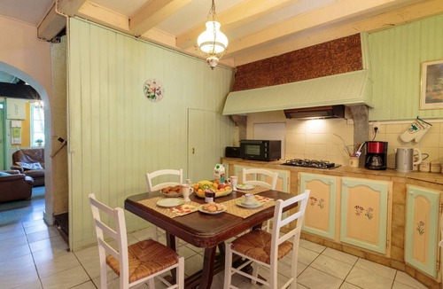 Bourg-Archambault House | 160 m² House ∙ 4 bedrooms ∙ 9 guests