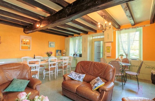 Bourg-Archambault House | 160 m² House ∙ 4 bedrooms ∙ 9 guests