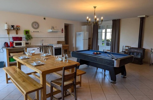 Villefagnan Cottage | 168 m² Cabin ∙ 3 bedrooms ∙ 6 guests