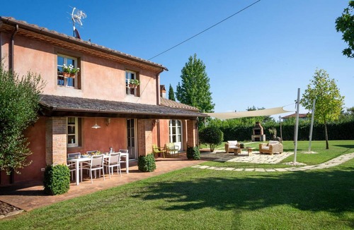 Colle di Compito Villa | 170 m² Villa ∙ 2 bedrooms ∙ 4 guests