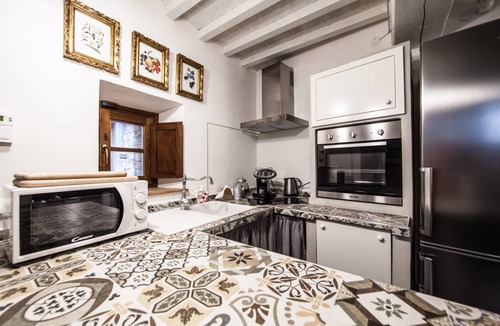 Colle di Compito Apartment | 176 m² Apartment ∙ 4 bedrooms ∙ 8 guests