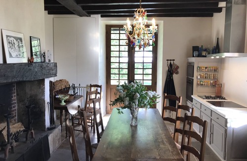 Coulounieix-Chamiers House | 17th-century manor house, piano, tennis court, heated swimming pool. Ideal for families