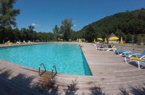 Monceaux-sur-Dordogne House | 18 m² Mobile home ∙ 2 bedrooms ∙ 4 guests