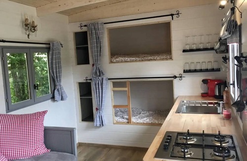 Malleret-Boussac House | 18 m² House ∙ 4 guests