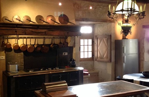 Beaulieu-sur-Sonnette Cottage | 180 m² Cabin ∙ 2 bedrooms ∙ 4 guests