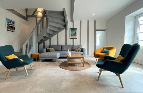 La Bastide-Clairence House | 180 m² Gîte ∙ 4 bedrooms ∙ 7 guests