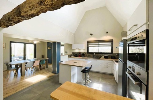 Mialos House | 180 m² Gîte ∙ 3 bedrooms ∙ 6 guests