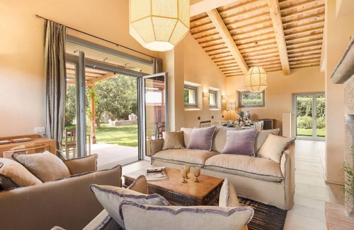 Orbetello Villa | 180 m² Villa ∙ 5 bedrooms ∙ 9 guests
