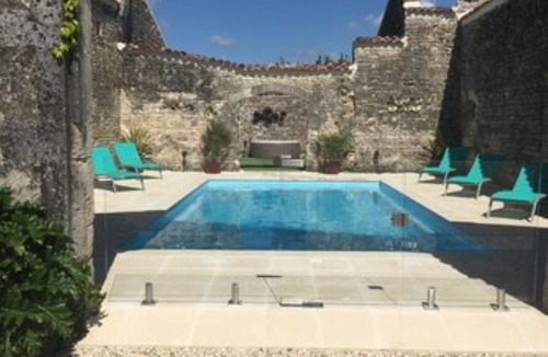 Chassors Cottage | 1854 Chassors — Cognac gîte - 4*- heated pool & jacuzzi, amazing facilities
