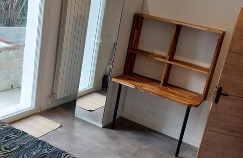 Saint-Medard-en-Jalles Bed & Breakfast | 19 m² Bed and breakfast ∙ 2 guests