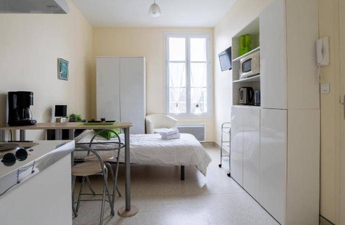 Jonzac Apartment | 19 m² Apartment ∙ 1 guest