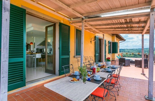 San Donato in Poggio Apartment | 190 m² Apartment ∙ 3 bedrooms ∙ 6 guests