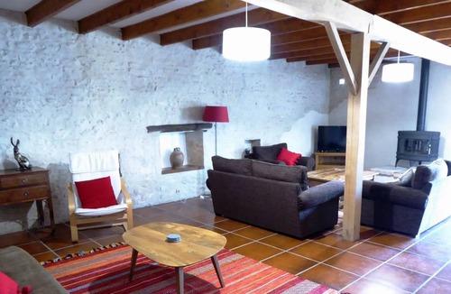 Brux House | 190 m² House ∙ 3 bedrooms ∙ 8 guests