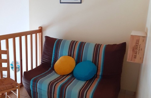 Le Chateau-d'Oleron House | 2* air-conditioned house with shared pool