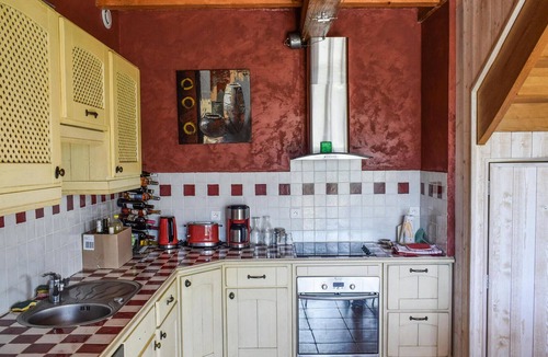 Aramits House | 2 bedroom accommodation in Aramits
