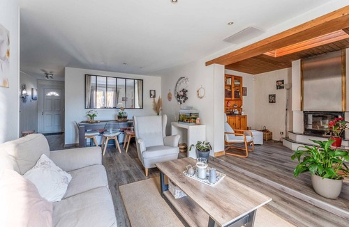 Merignac House | 2 bedroom awesome home in Merignac